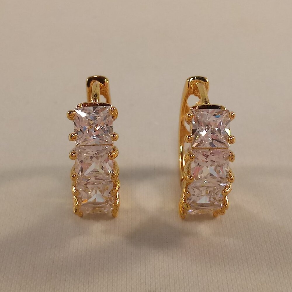 18K Yellow Gold Filled Princess Cut White Diamond Zircon Hoop Huggie Earrings